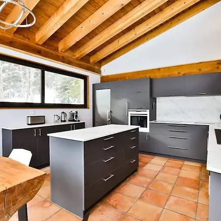 Villa Private Chalet With Jacuzzi And Sauna- If You Want To Book, Please Contact On Wh-ats-app - 0034-605-434-371 !!!! *