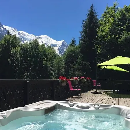 Private Chalet With Jacuzzi And Sauna- If You Want To Book, Please Contact On Wh-ats-app - 0034-605-434-371 !!!! * Chamonix