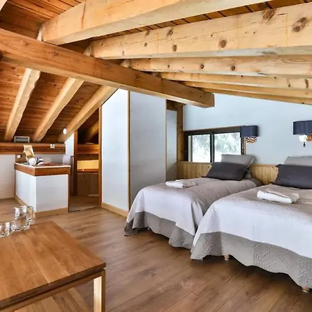 Private Chalet With Jacuzzi And Sauna- If You Want To Book, Please Contact On Wh-ats-app - 0034-605-434-371 !!!!